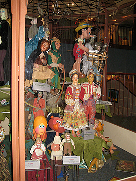 international puppetry museum
